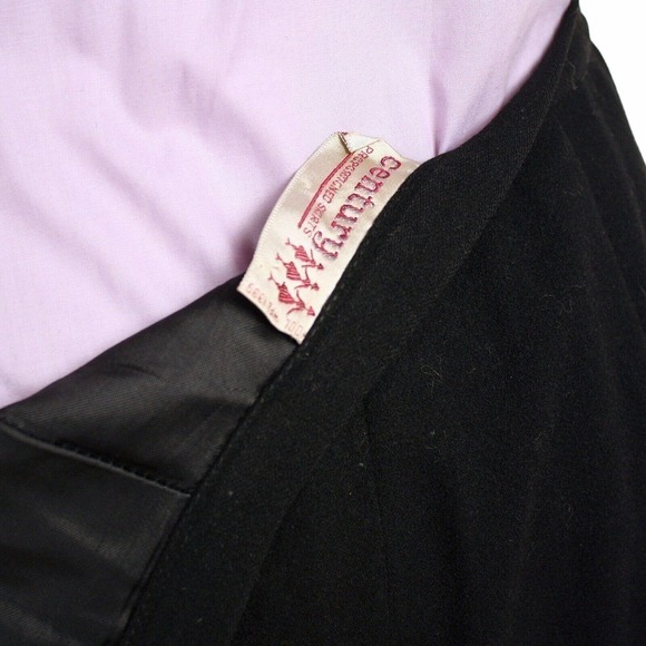Vintage Pencil Skirt 1960s Black Wool by Century Size Small W 25 L25 - Hey Viv - Picture 5 of 6